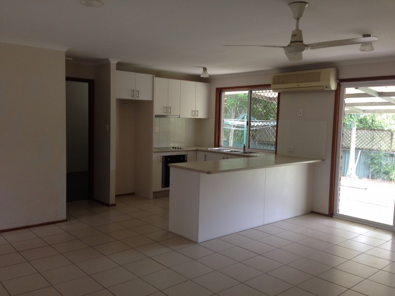 73 Studio Drive, Oxenford QLD 4210