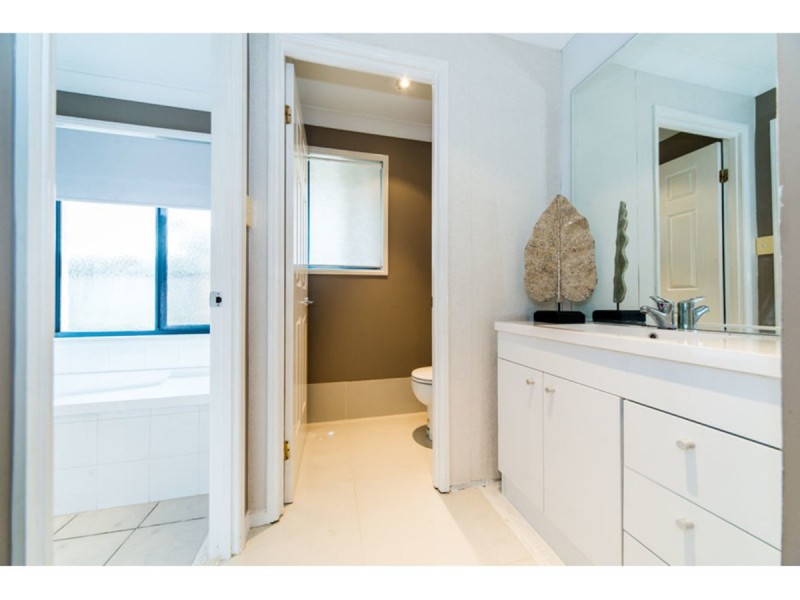 45 Serafina Drive, Helensvale QLD 4212