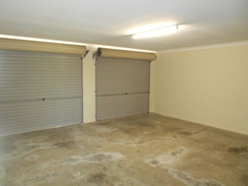 4 Pinemount Crescent, Oxenford QLD 4210