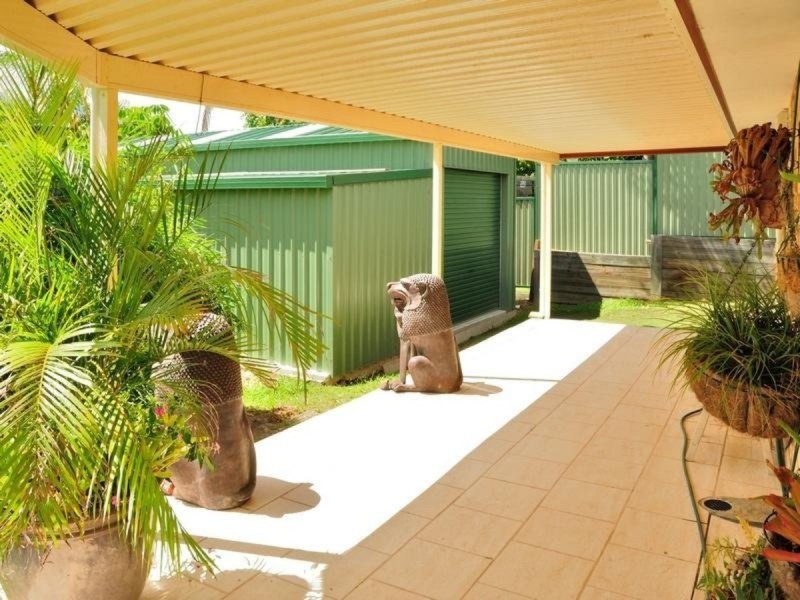 6 Penrith Court, Helensvale QLD 4212