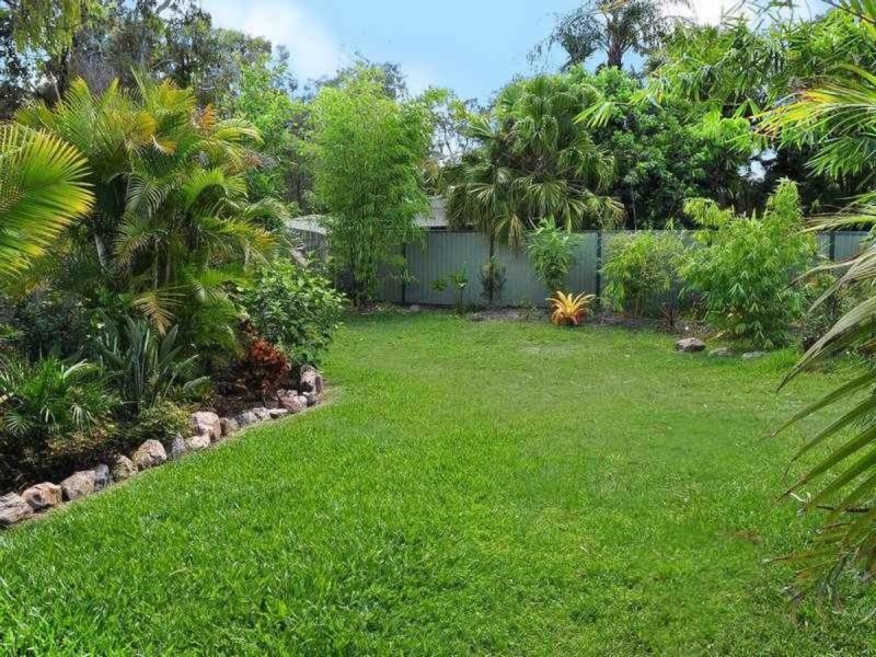 6 Penrith Court, Helensvale QLD 4212