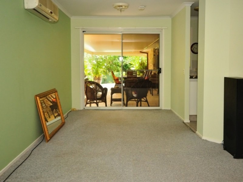 6 Penrith Court, Helensvale QLD 4212