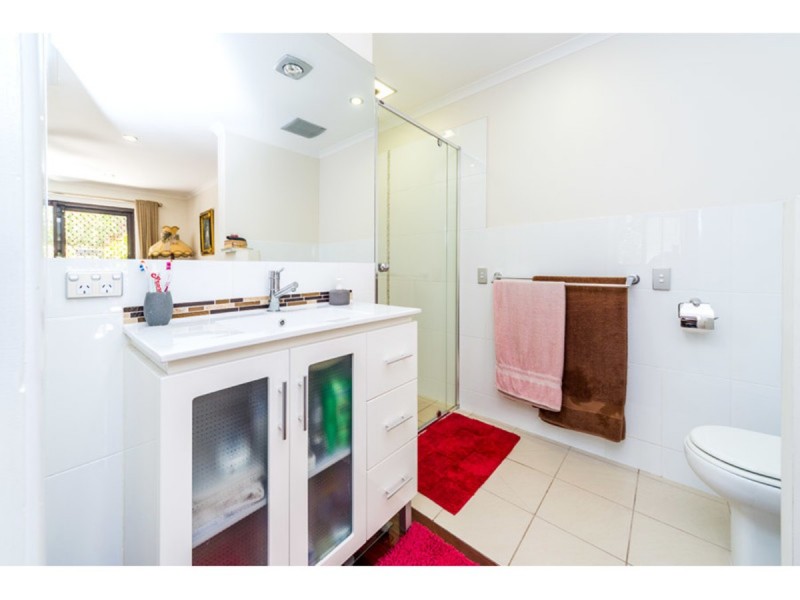 4 Atherton Court, Helensvale QLD 4212