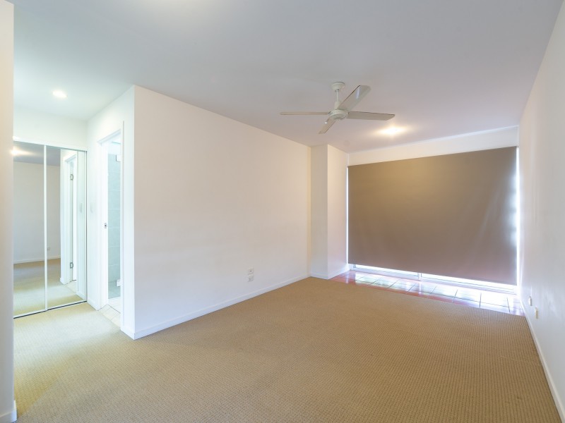 29 Nankeen Avenue, Paradise Point QLD 4216