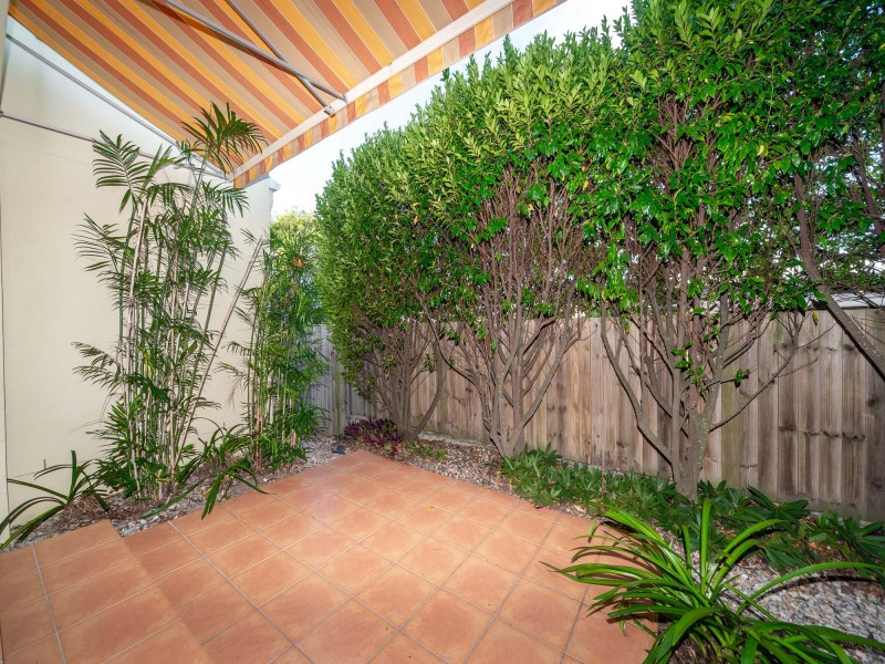 29 Nankeen Avenue, Paradise Point QLD 4216