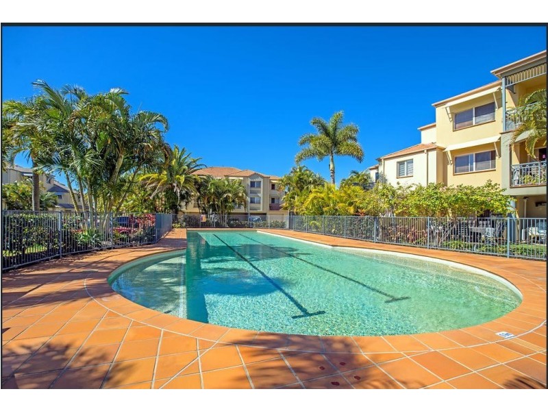 46/82 Limetree Parade, Runaway Bay QLD 4216