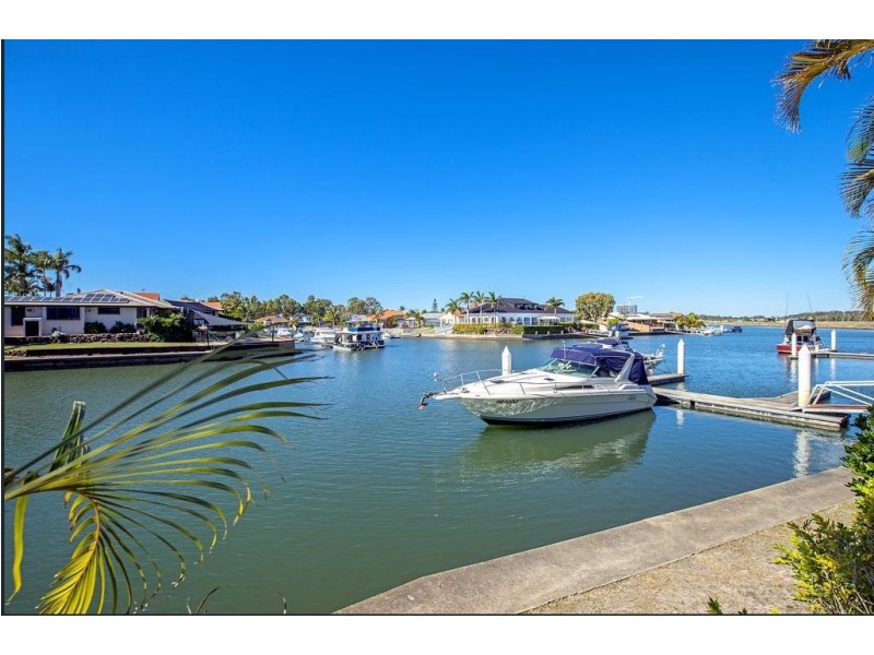 46/82 Limetree Parade, Runaway Bay QLD 4216