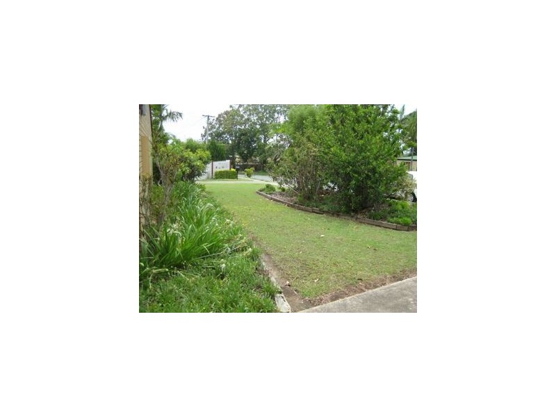 1/283 Government Road, Labrador QLD 4215