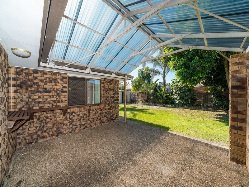 62 Lakefield Crescent, Paradise Point QLD 4216