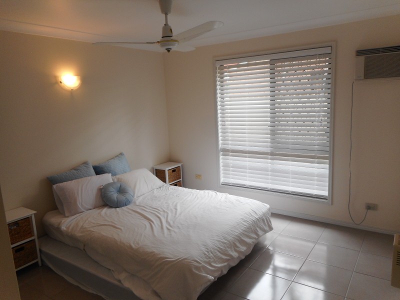 62 Lakefield Crescent, Paradise Point QLD 4216