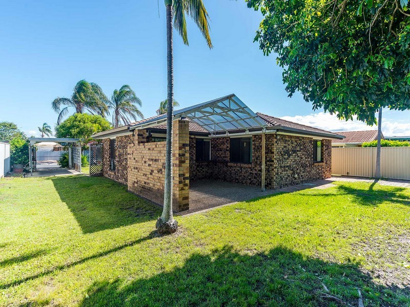 62 Lakefield Crescent, Paradise Point QLD 4216