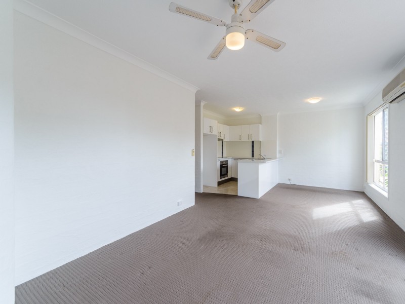 15/13-17 Brown Street, Labrador QLD 4215
