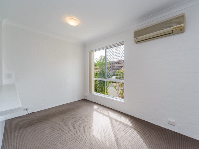 15/13-17 Brown Street, Labrador QLD 4215