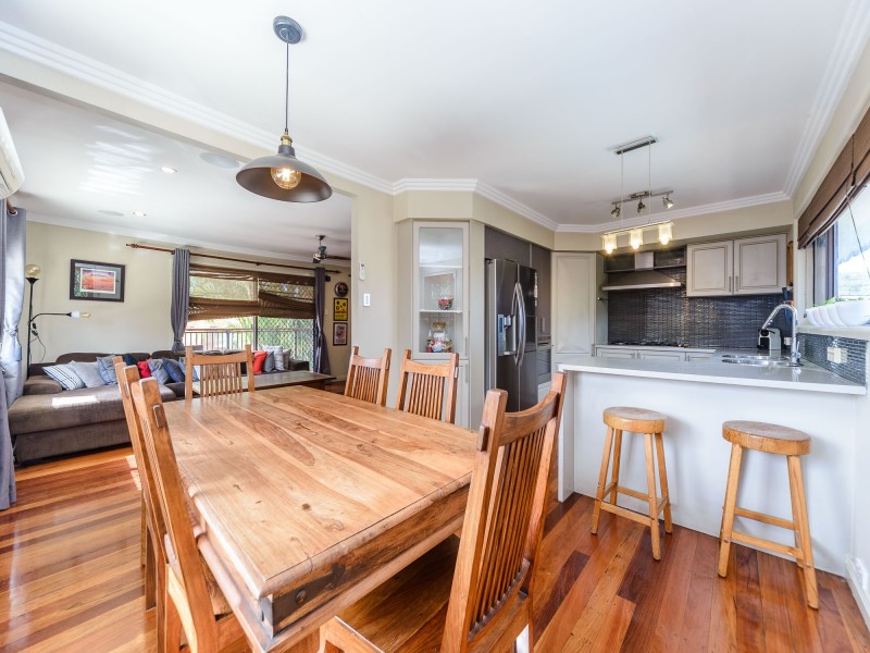 12 Hansford Road, Coombabah QLD 4216