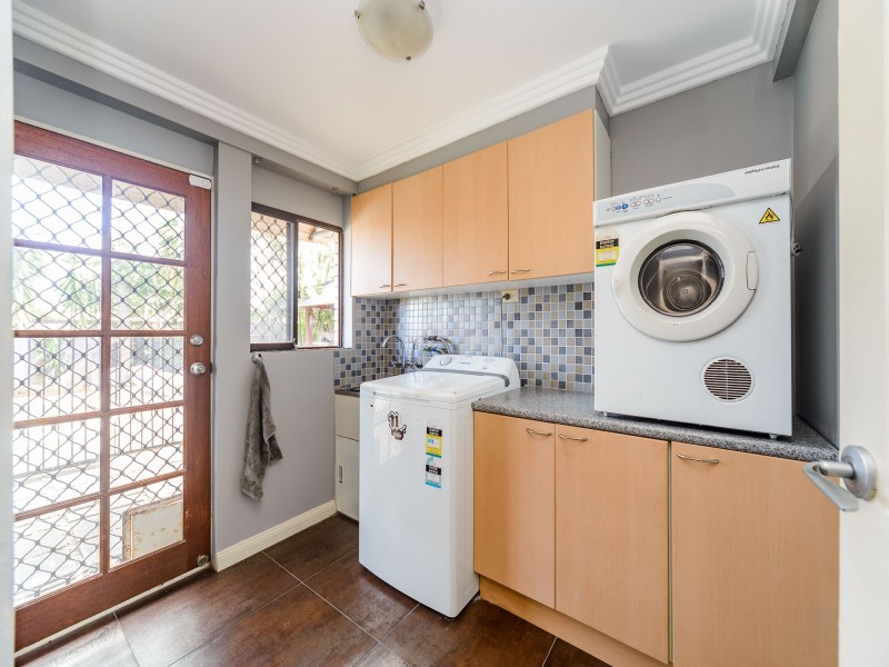 12 Hansford Road, Coombabah QLD 4216