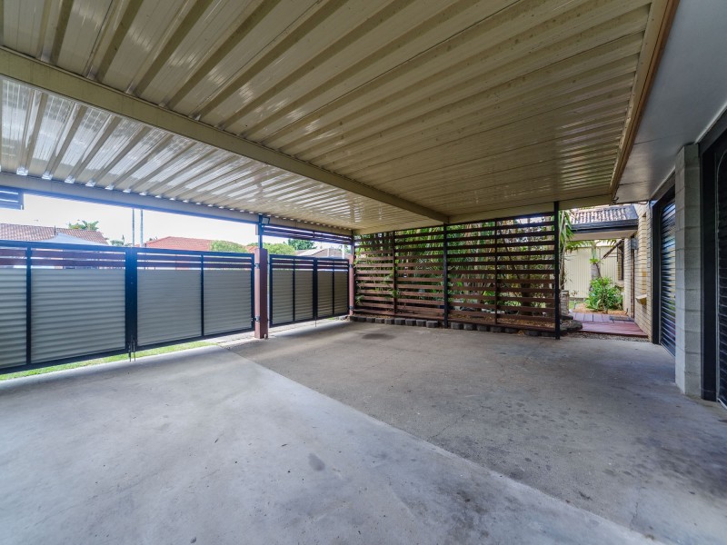 12 Hansford Road, Coombabah QLD 4216