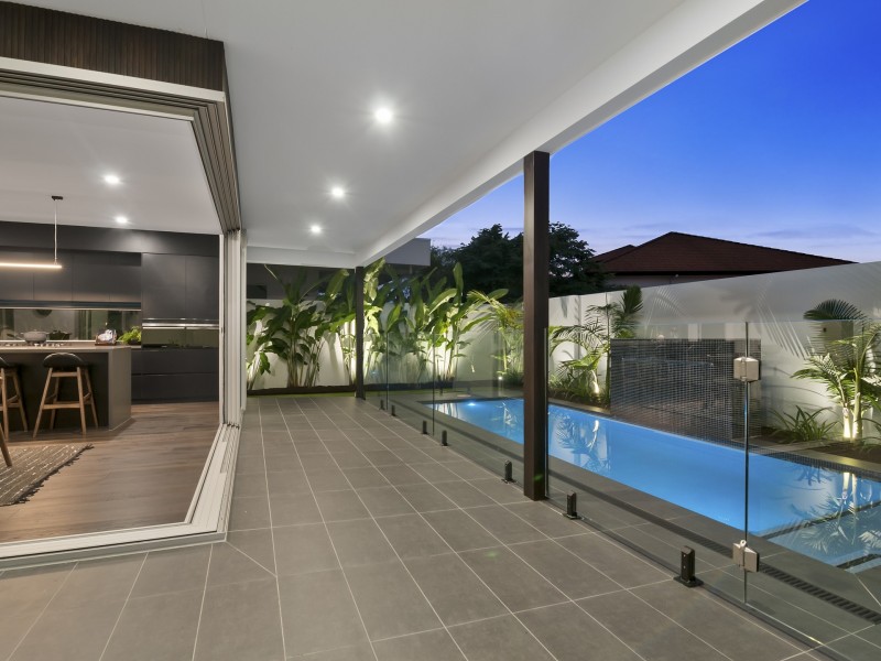 7826 Pavilions Close, Hope Island QLD 4212