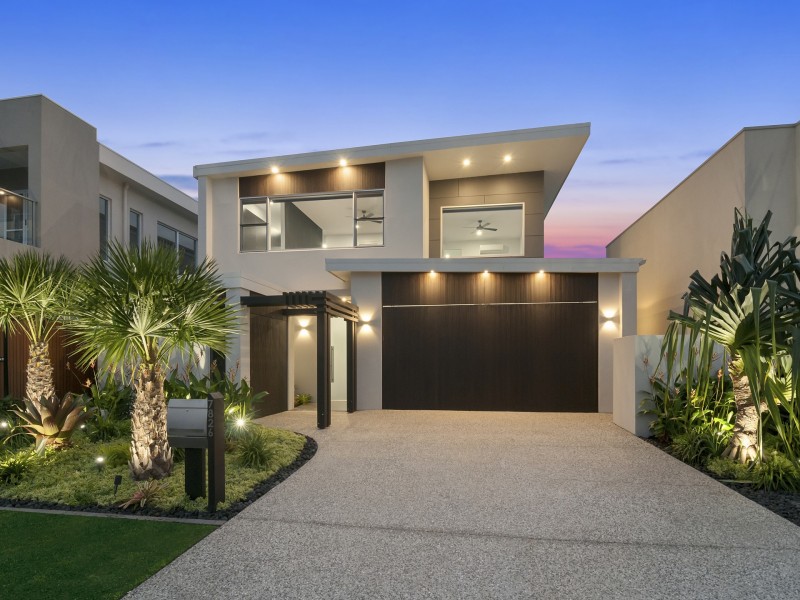 7826 Pavilions Close, Hope Island QLD 4212