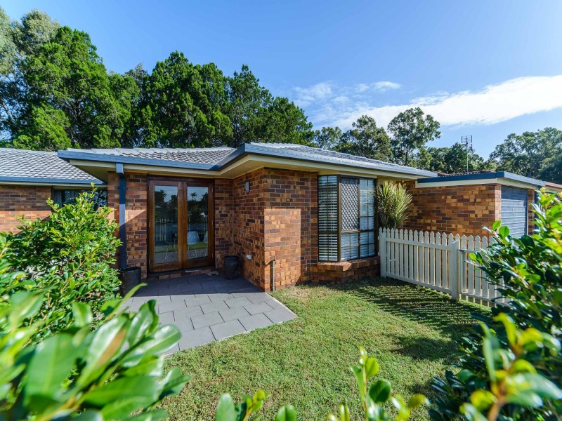 5/8 Woodgate Place, Paradise Point QLD 4216