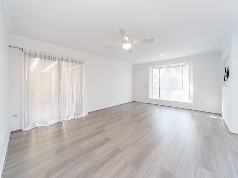 5/8 Woodgate Place, Paradise Point QLD 4216