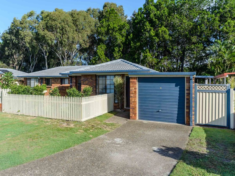 5/8 Woodgate Place, Paradise Point QLD 4216