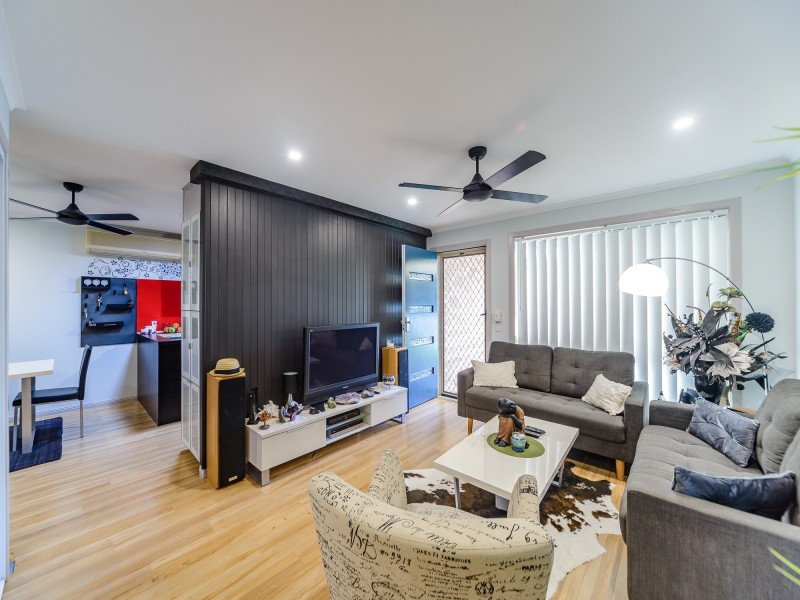 2/82 Kangaroo Avenue, Coombabah QLD 4216