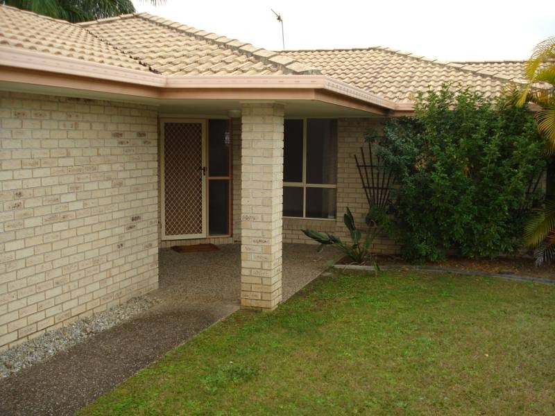 1 Oak Hill Crescent, Parkwood QLD 4214