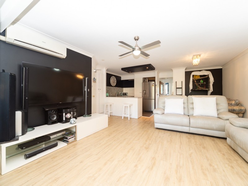 24/22 Jennifer Avenue, Runaway Bay QLD 4216