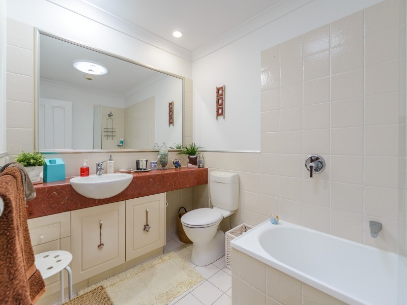 37/60 Caseys Road, Hope Island QLD 4212