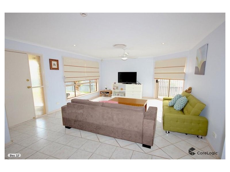 1/11 Jenaya Place, Labrador QLD 4215