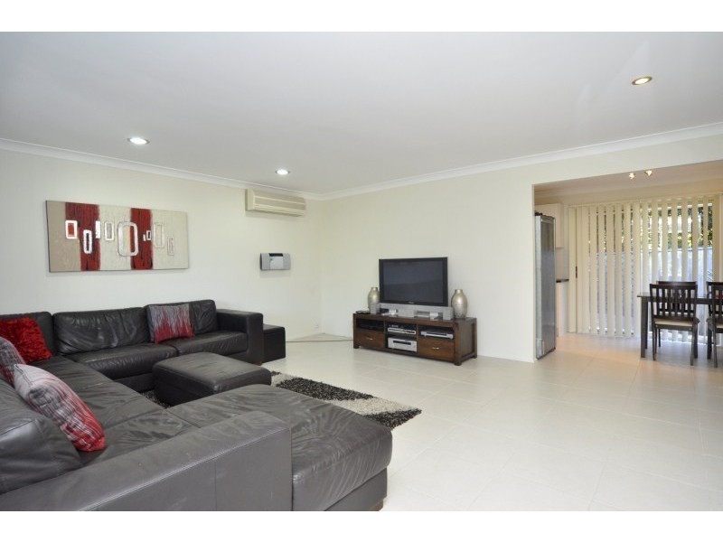 49 Harris Street, Labrador QLD 4215