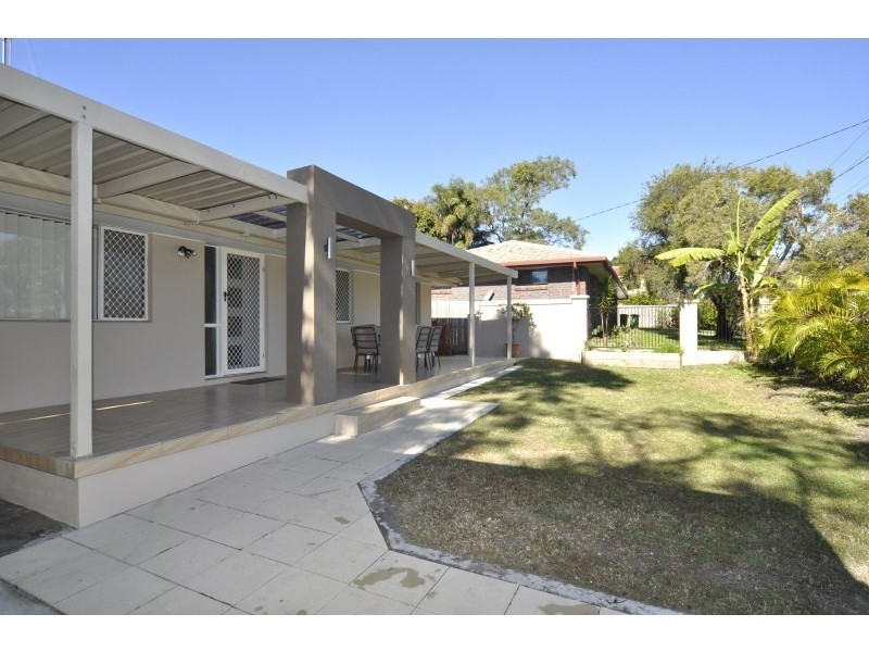 49 Harris Street, Labrador QLD 4215