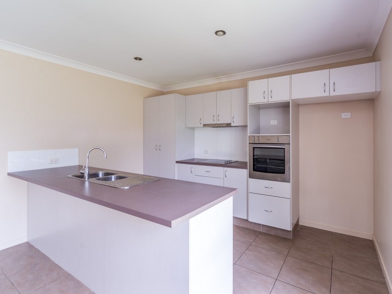 27 Christopher Street, Pimpama QLD 4209