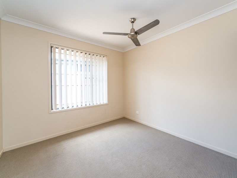 27 Christopher Street, Pimpama QLD 4209