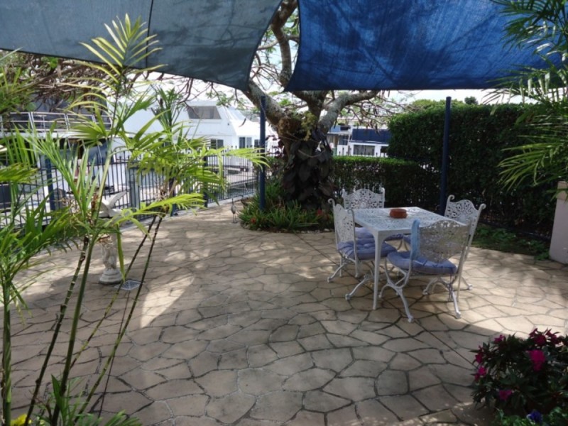 26 John Lund Drive, Hope Island QLD 4212