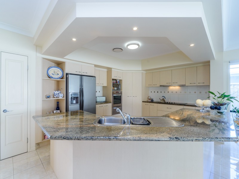 9 Lagos Court, Coombabah QLD 4216