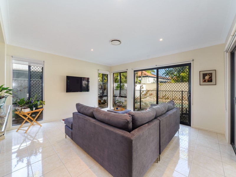 9 Lagos Court, Coombabah QLD 4216