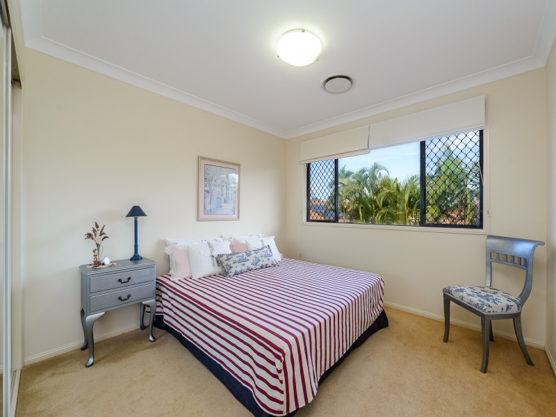 9 Lagos Court, Coombabah QLD 4216