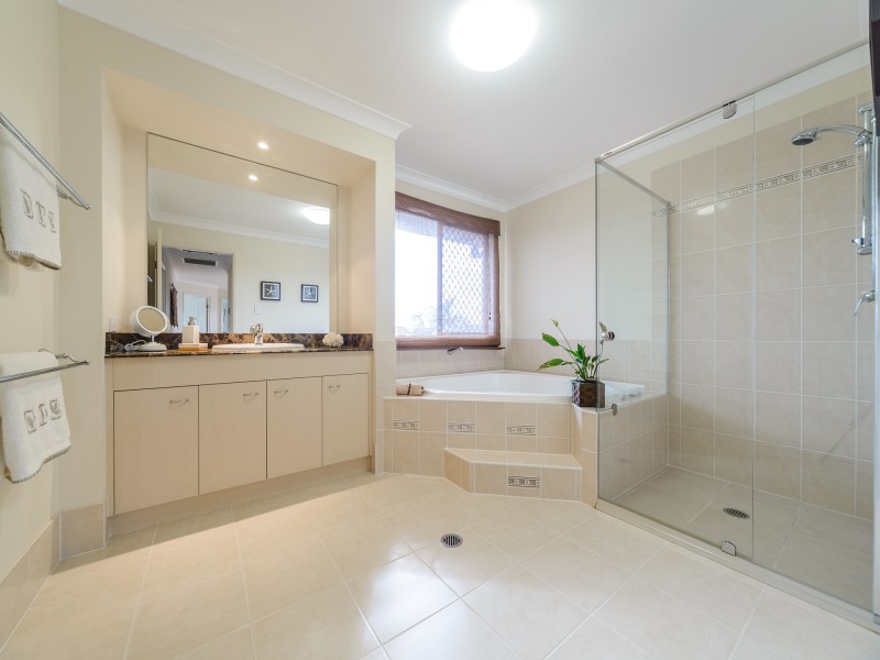 9 Lagos Court, Coombabah QLD 4216