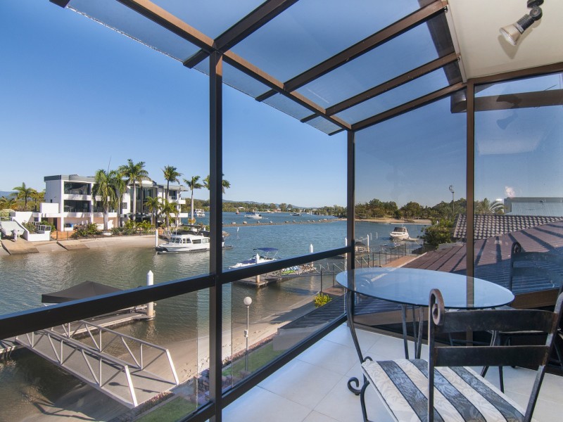 12 Oxley Drive, Paradise Point QLD 4216