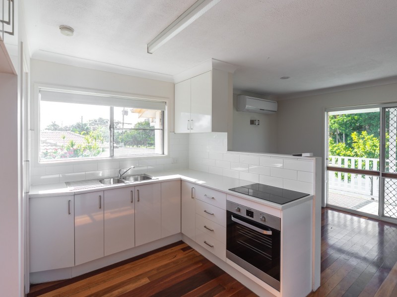 1 Kurrajong Avenue, Hollywell QLD 4216