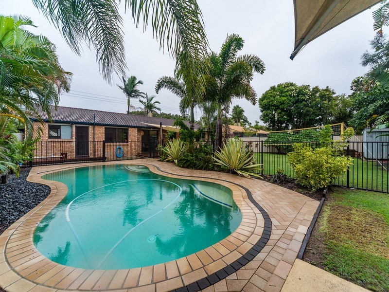 15 Hansford Road, Coombabah QLD 4216