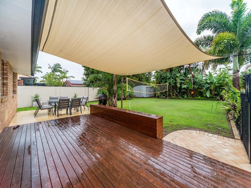 15 Hansford Road, Coombabah QLD 4216