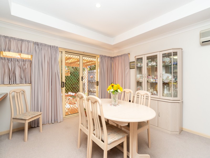 2/406 Pine Ridge Road, Coombabah QLD 4216