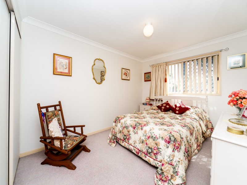 2/406 Pine Ridge Road, Coombabah QLD 4216