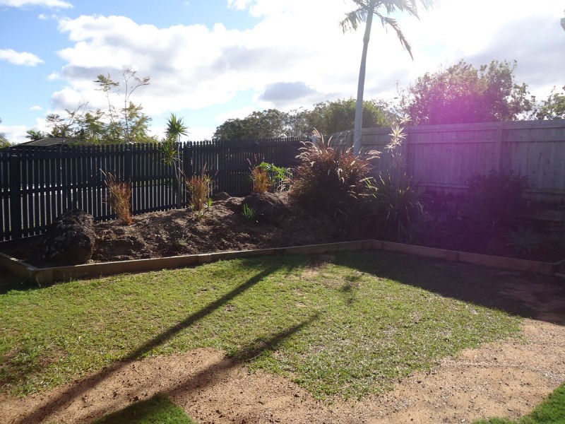 2/47 Usher Avenue, Labrador QLD 4215