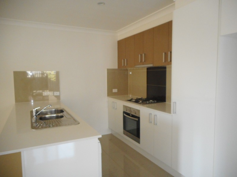 2/21 Winston Way, Pimpama QLD 4209