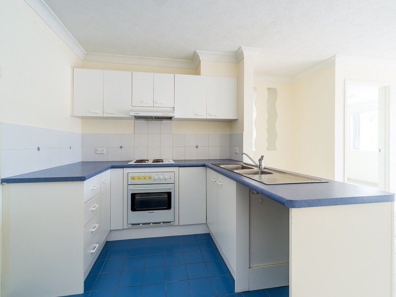 20/75 Bayview Street, Runaway Bay QLD 4216