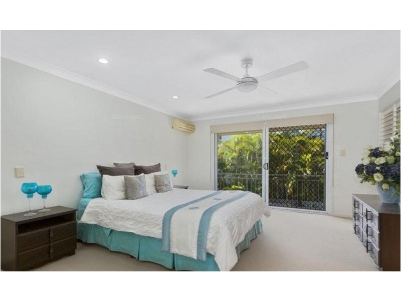 2/49 Broadwater Street, Runaway Bay QLD 4216