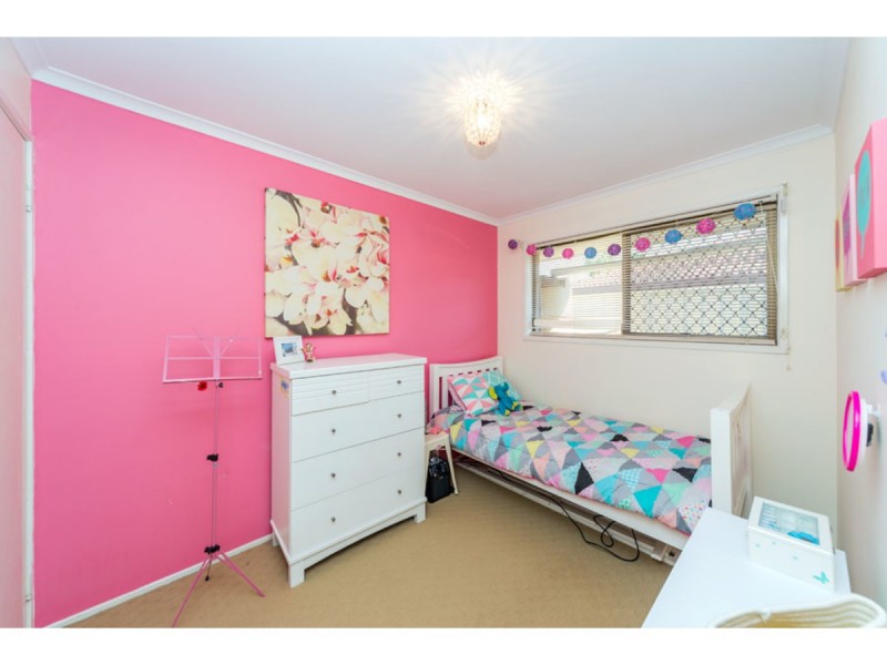 10 Menindee Avenue, Coombabah QLD 4216